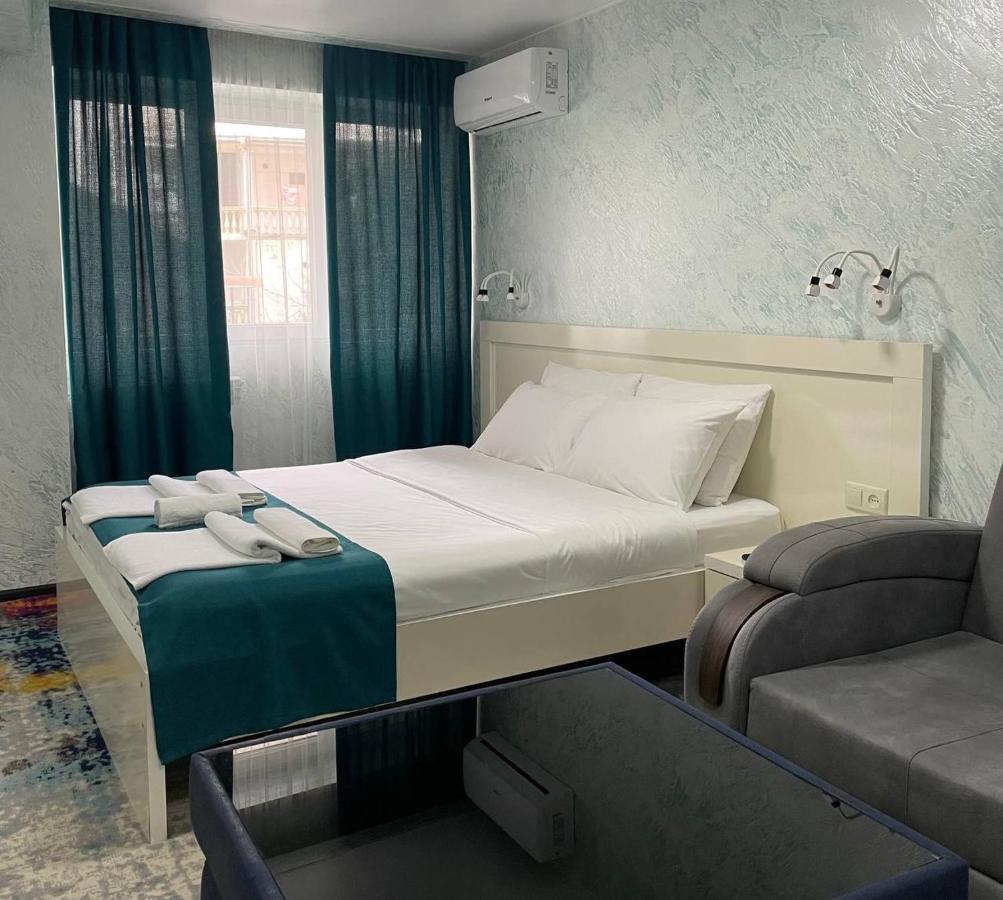 באטומי Hotel Sonata מראה חיצוני תמונה