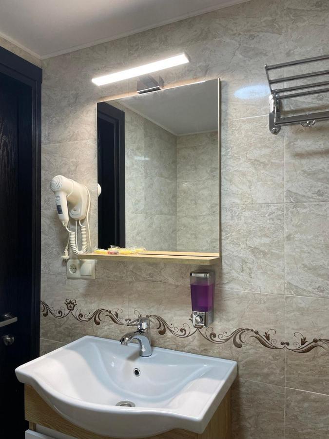 באטומי Hotel Sonata מראה חיצוני תמונה