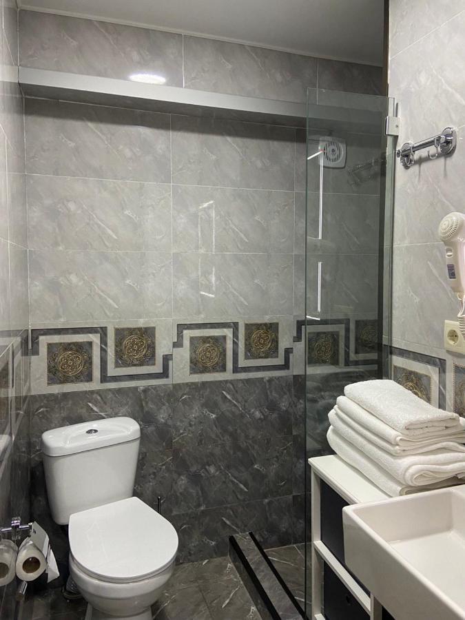 באטומי Hotel Sonata מראה חיצוני תמונה