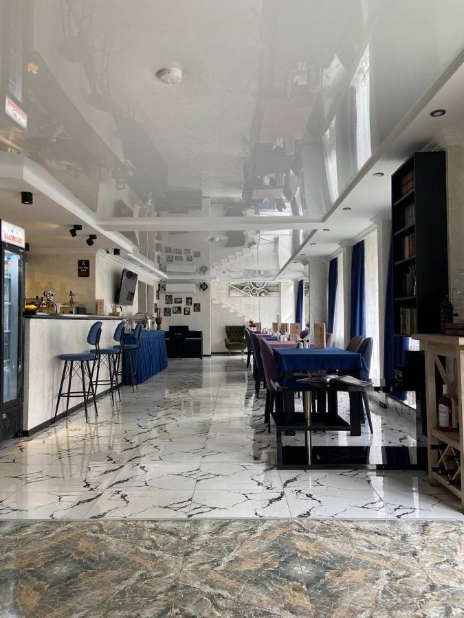 באטומי Hotel Sonata מראה חיצוני תמונה